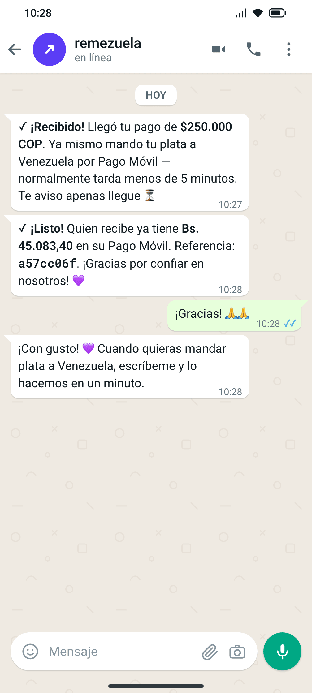 Chat de WhatsApp confirmando la entrega: quien recibe ya tiene Bs. 45.083,40 en su Pago Móvil, con número de referencia.